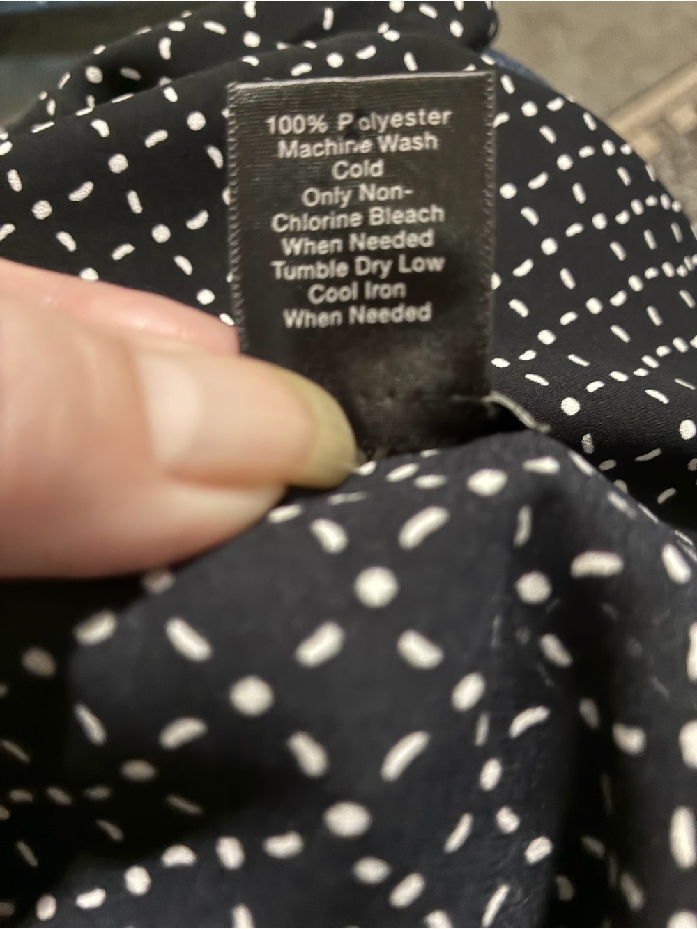Ann Taylor Black and White Dot V-Neck Long Sleeve Blouse - Picture 3 of 5